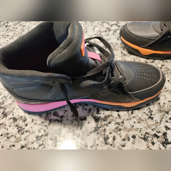 AND1 Women's 9.5 Black and Pink High-Top Sneakers - Picture 6 of 8